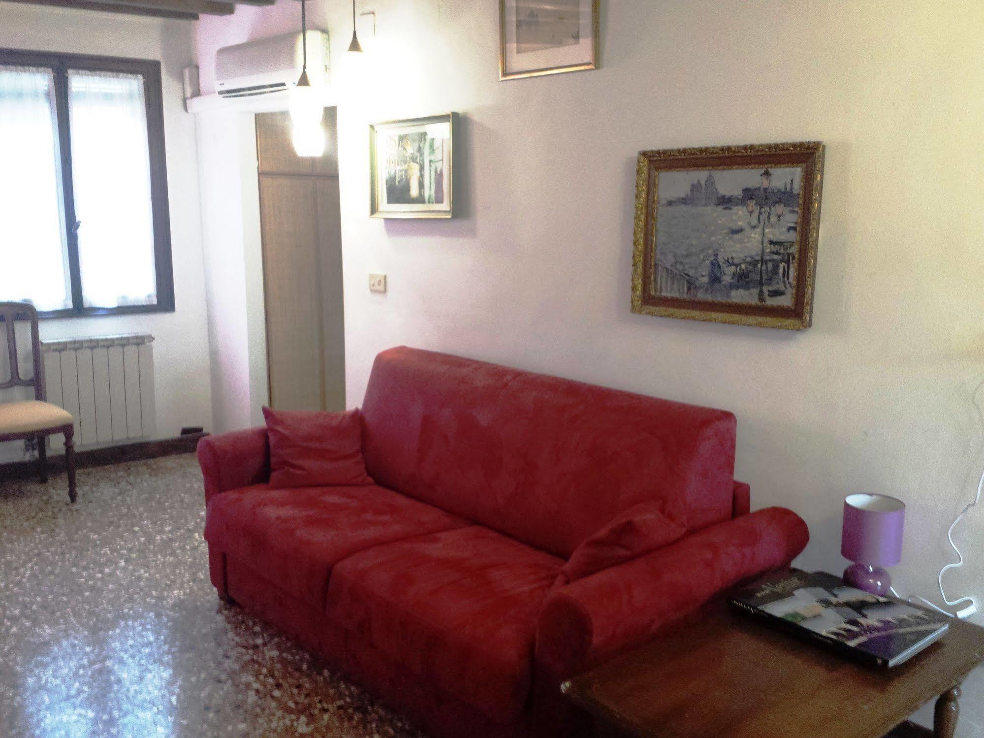 Venezianamente *